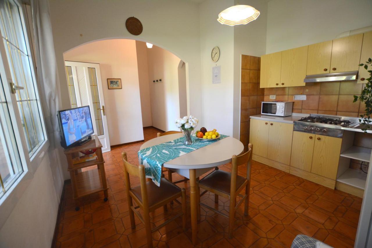 Villa A Lignano Con 2 Camere E Giardino Λινιάνο Σαμπιαντόρο Εξωτερικό φωτογραφία